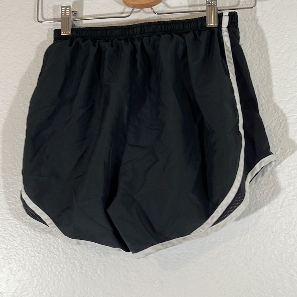 NIKE 3.0" TEMPO DRI-FIT Track Shorts-Black/White Size Small - Picture 4 of 8